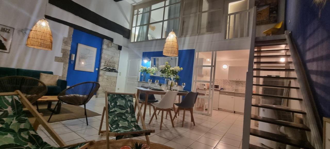 Le Tassigny, Duplex Superbe Vue Sur Les Quai, Centre Historique Apartment *